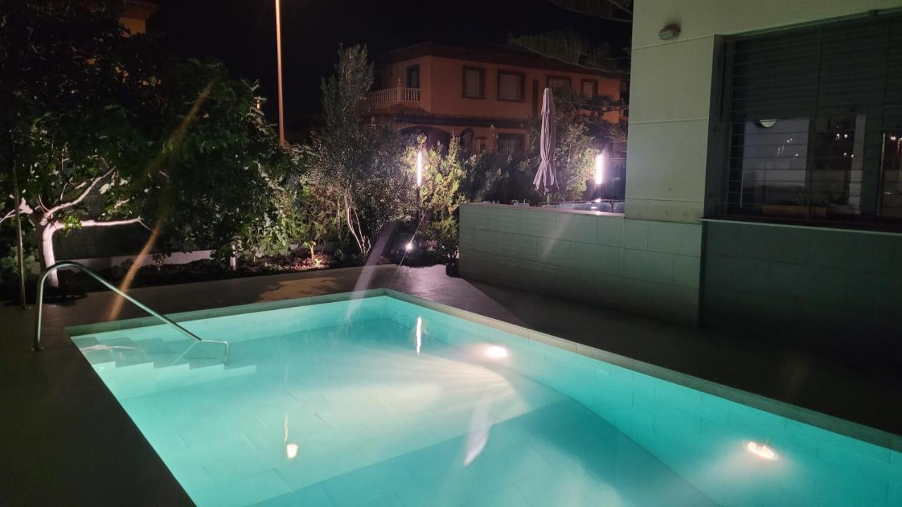 Atico Dentro De Casa Privada Bed & Breakfast Roquetas de Mar Luaran gambar